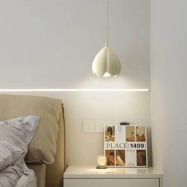 French Style Cream Pendant Lamp – Rustic Elegance for Your Home