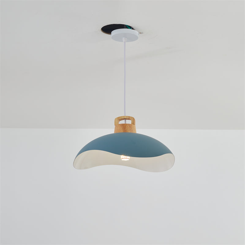 Mariselle | Vintage Black Metal Pendant Lamp