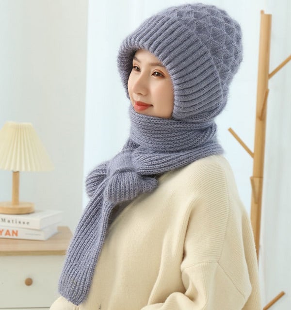 Wärmender Kapuzenschal – integrierte Gesichtsmaske und Ohrenschutz
