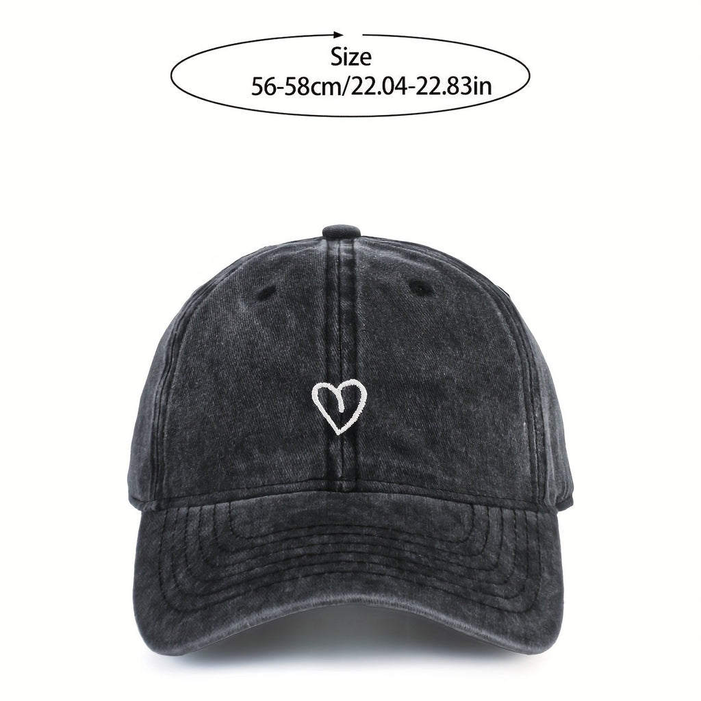 Șapcă de baseball reglabilă din bumbac — aspect vintage prespălat, inimă brodată