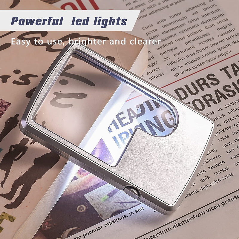 Kapesní lupa s LED — dvojitá čočka 3X a 6X, velikost kreditní karty