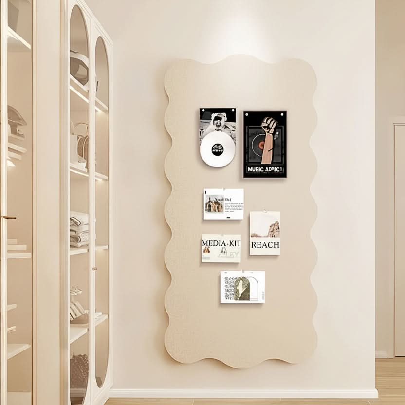 Filcowa tablica korkowa 24×47 in — organizer ścienny i pinezki