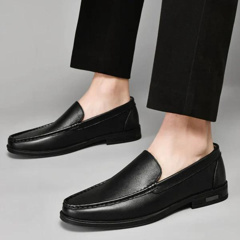 Elegante Slipper aus echtem Leder für Herren – handgefertigter italienischer Stil
