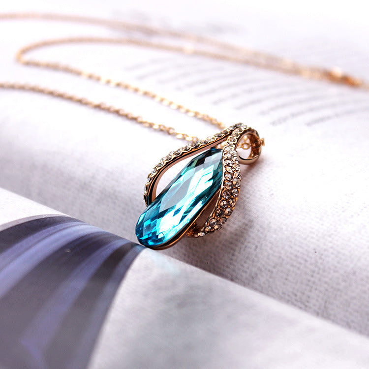 ensemble boucles d'oreilles et pendentif en diamant plaqué or