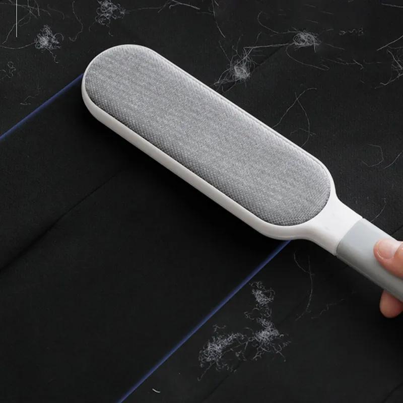 Manual Pet Hair Remover for Bedding and Upholstery - Euroselle