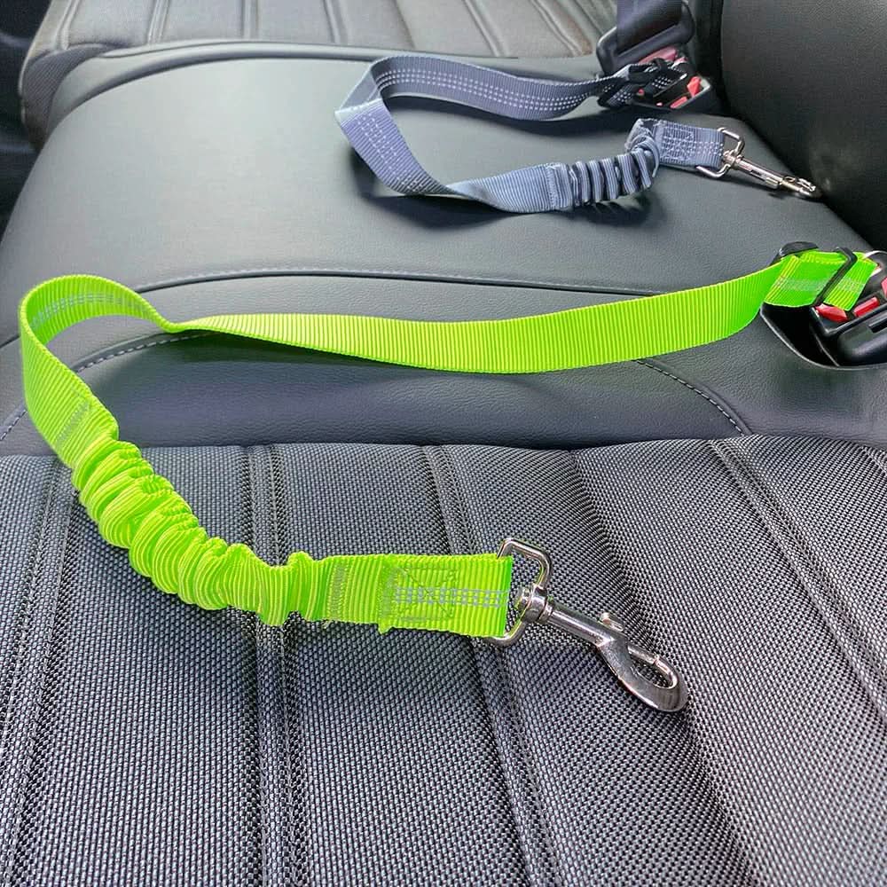 PawGuard Bezpečnostní pás do auta pro psy — nastavitelný design, elastický tlumič nárazů