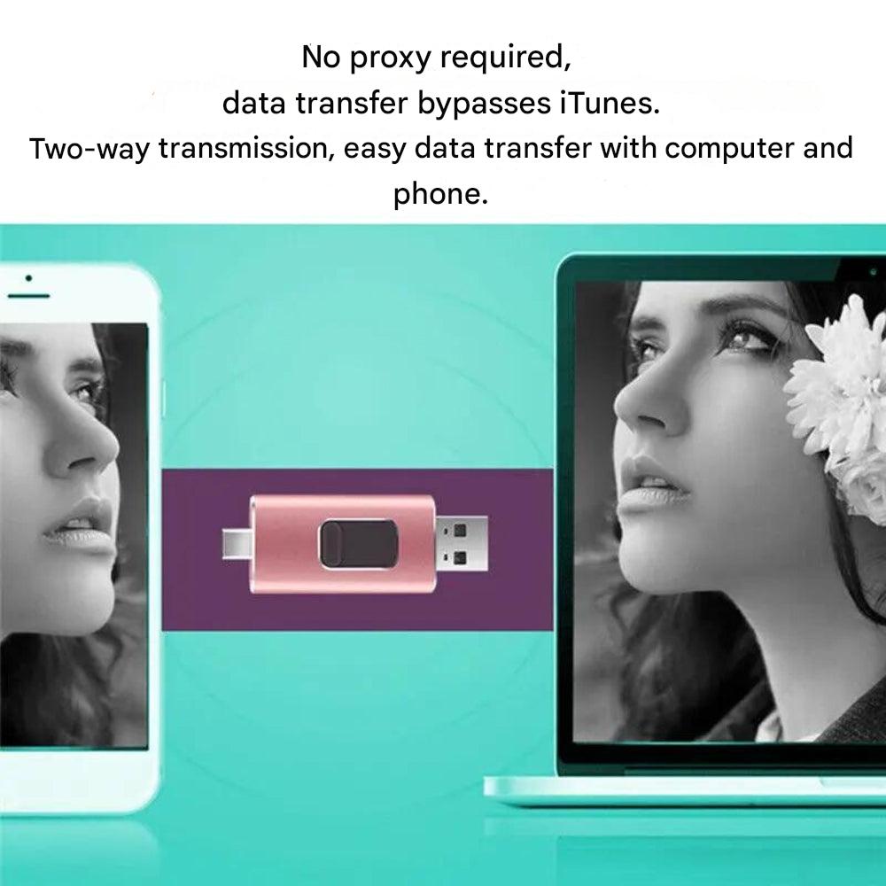 محرك أقراص فلاش بأربعة موصلات — USB-C وLightning وMicro-USB وUSB