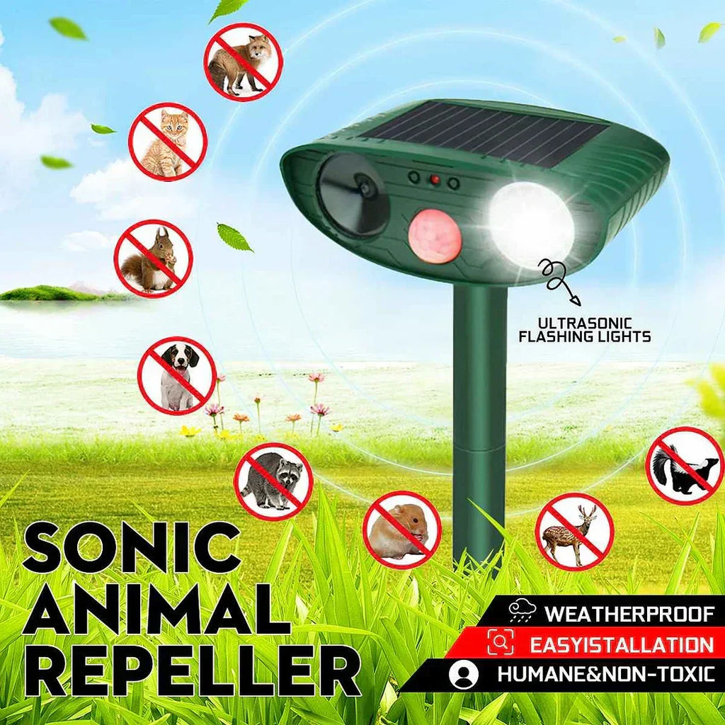 Solar Ultrasonic Wildlife Deterrent — 30 ft Motion Strobe Light