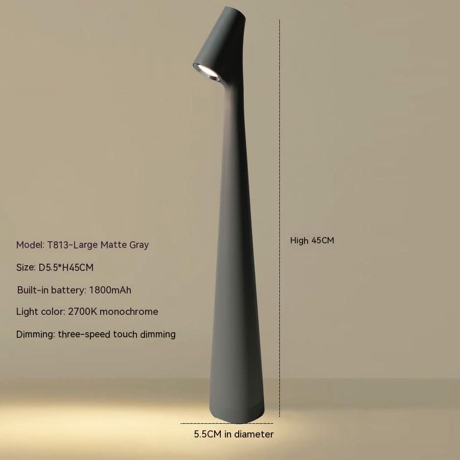 Lámpara de mesa metálica recargable y elegante — Luz LED cálida sin cables
