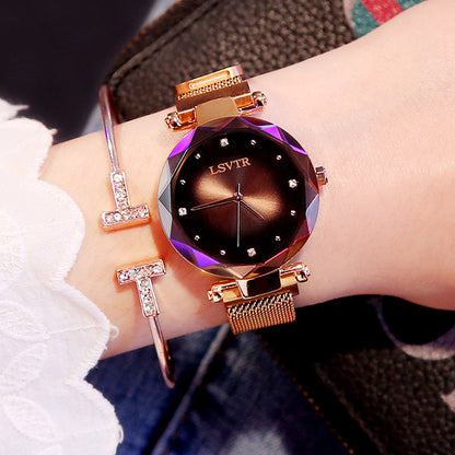 Montres pour femmes en or rose avec diamants tendance