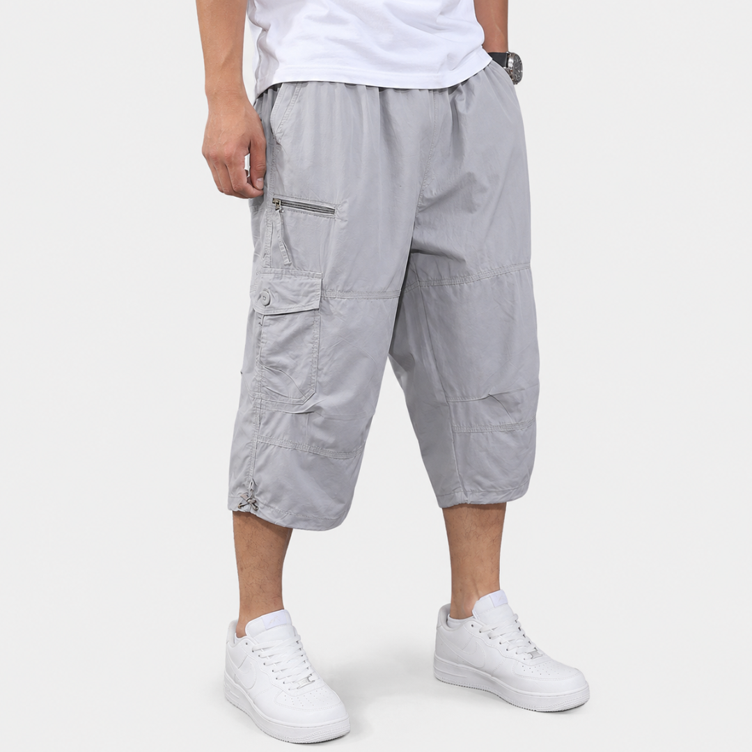 Men's Capri-Length Hiking Shorts — Multiple Cargo Pockets