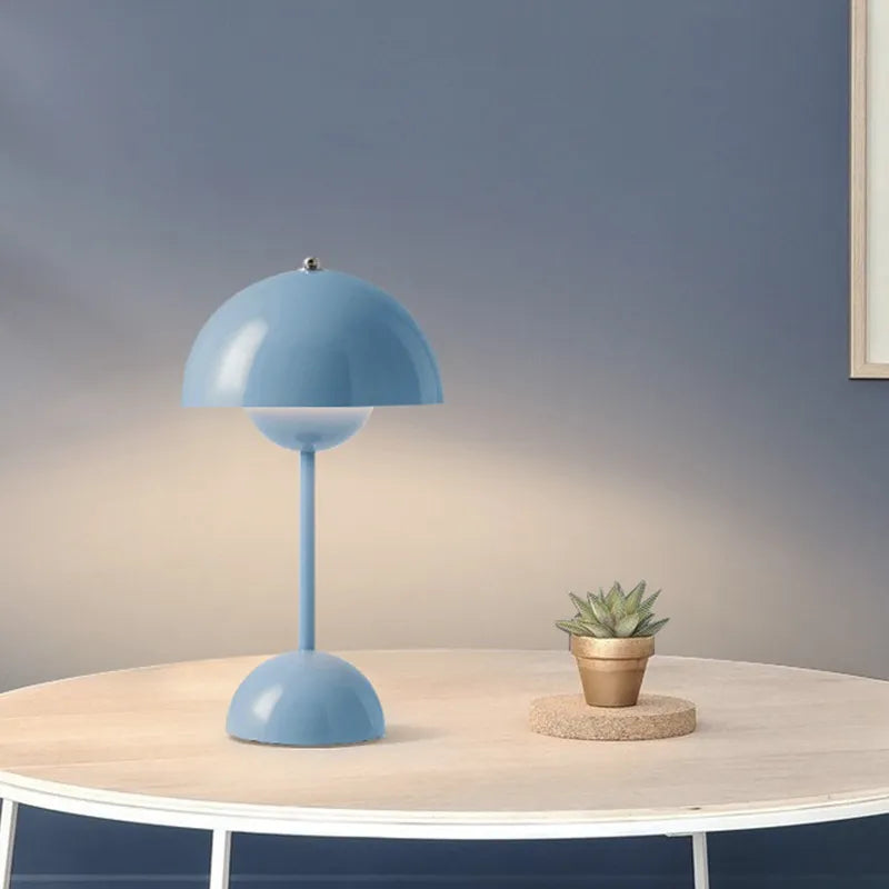 Dobíjecí LED stolní lampa s dotykovým stmíváním, 12hodinová výdrž baterie, bezdrátové stolní světlo, teplá bílá 2700K, do interiéru i exteriéru, IP44, do obývacího pokoje | Thomler