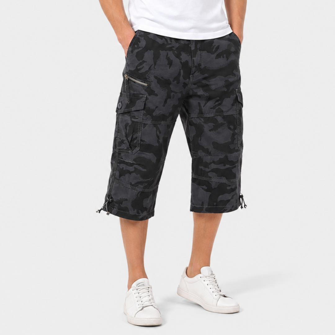 Men's Capri-Length Hiking Shorts — Multiple Cargo Pockets