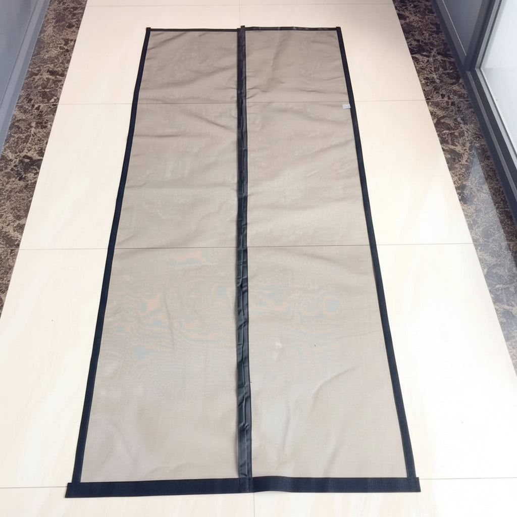 Magnetic Mosquito Screen Curtain for Hands-Free Door Protection - Euroselle
