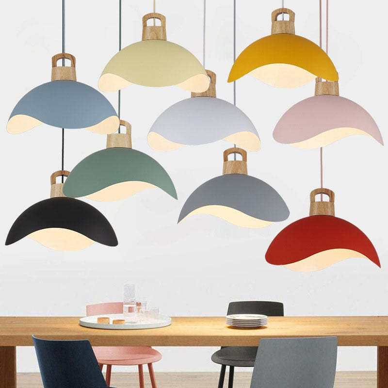 Mariselle | Vintage Black Metal Pendant Lamp