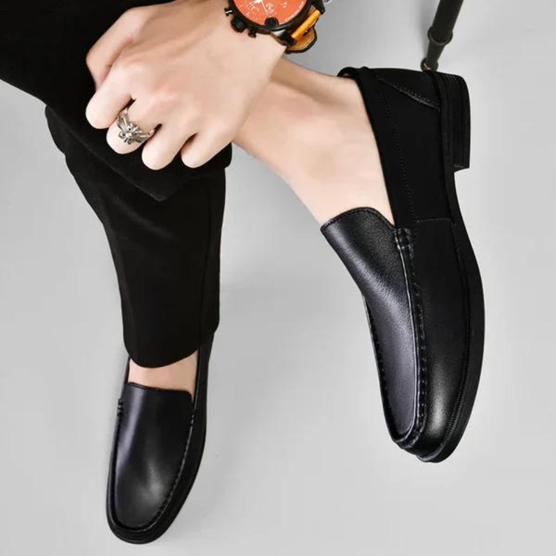 Elegante Slipper aus echtem Leder für Herren – handgefertigter italienischer Stil