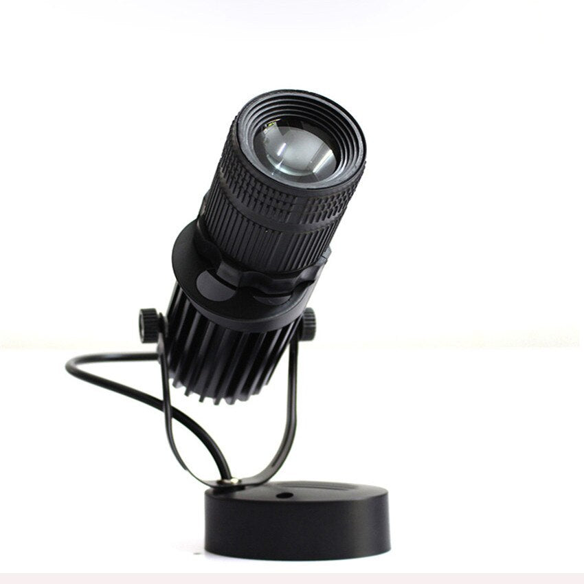 Verstellbarer LED-Deckenstrahler aus gebürstetem Aluminium in Nickel | Euroselle