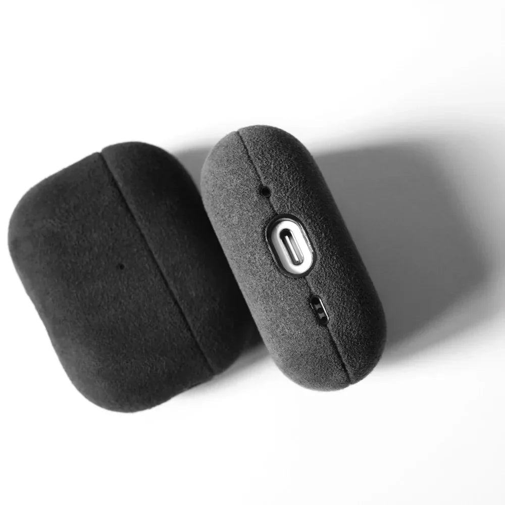 Pouzdro s příjemným měkkým povrchem pro AirPods Pro/Gen 3/4 — bezdrátové, odolné proti poškrábání