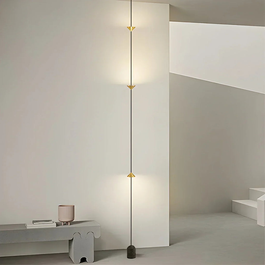 Verstellbare LED-Stangenleuchte mit Spannbefestigung, 8-10 ft, Leuchte mit vier Lichtpunkten