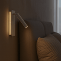 Otočná LED lampička k posteli LumaTwist — nastavitelný fokus, otočná hlavice, montáž na zeď
