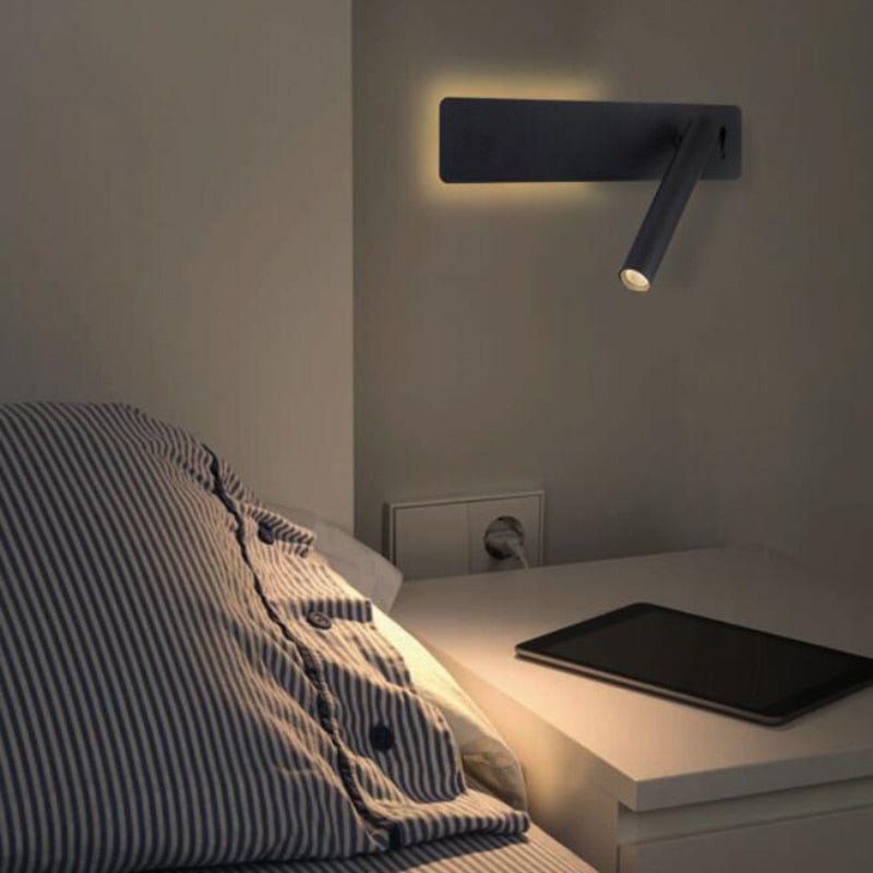 Otočná LED lampička k posteli LumaTwist — nastavitelný fokus, otočná hlavice, montáž na zeď