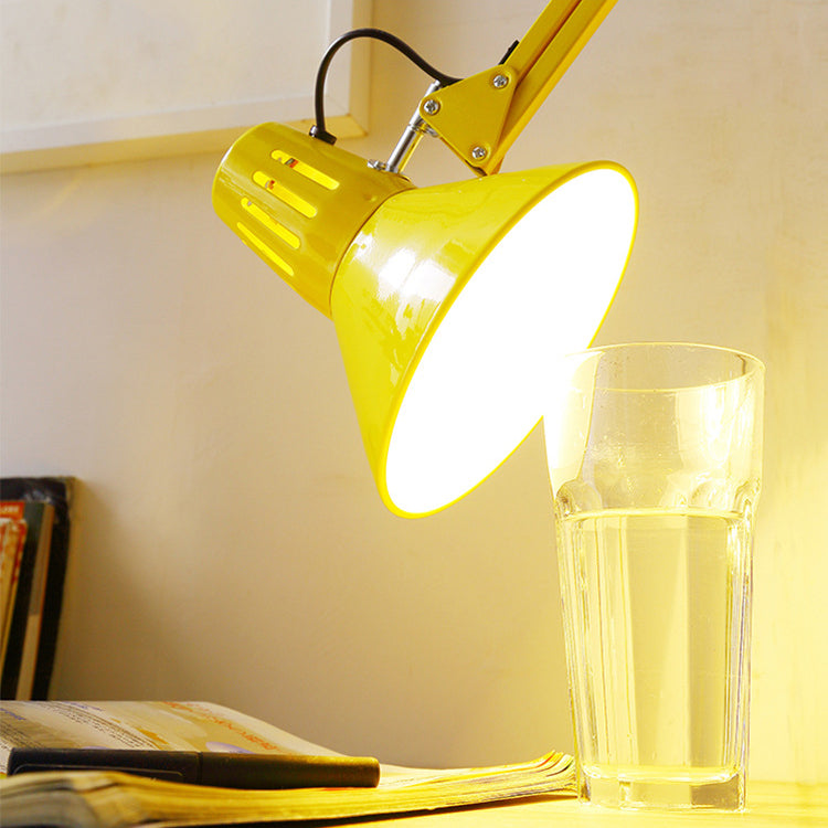 Regulowana lampa stojąca z żelaza, wysokość 43 cale, czarna, biała, czerwona lub żółta, podstawa E26, do sypialni, salonu, biura i do czytania, nowoczesna, minimalistyczna, Nord
