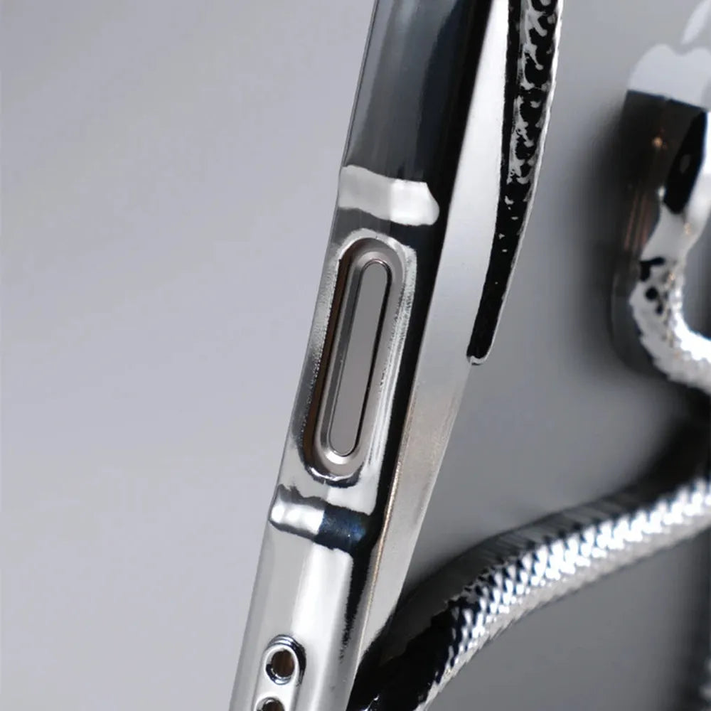 Cover per iPhone con motivo a rilievo serpentiforme 12–17 — Guscio rigido ammortizzante