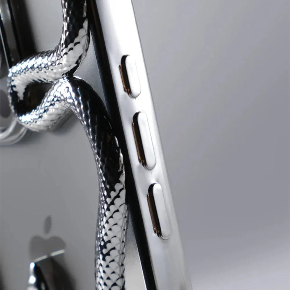 Cover per iPhone con motivo a rilievo serpentiforme 12–17 — Guscio rigido ammortizzante