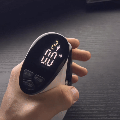 GripMaster 数字握力计——LED 显示屏，实时及峰值握力追踪，紧凑设计