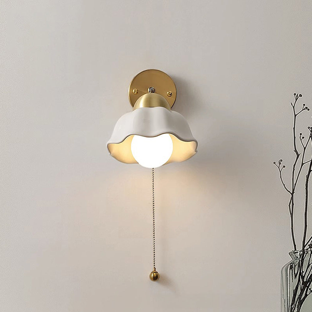 BelleFleur Retro Französische weiße Blumen-Wandleuchte