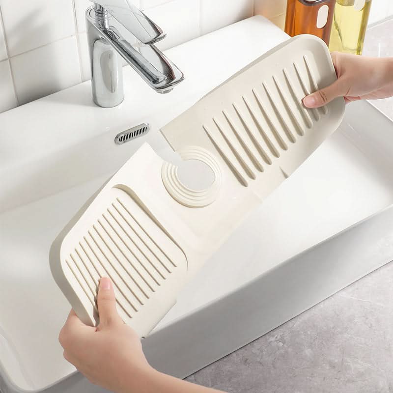 Čistič odpadů AquaClear Pro — chemicky nezávadné složení vyčistí potrubí během několika sekund a rozpouští nahromaděné vlasy a mastnotu