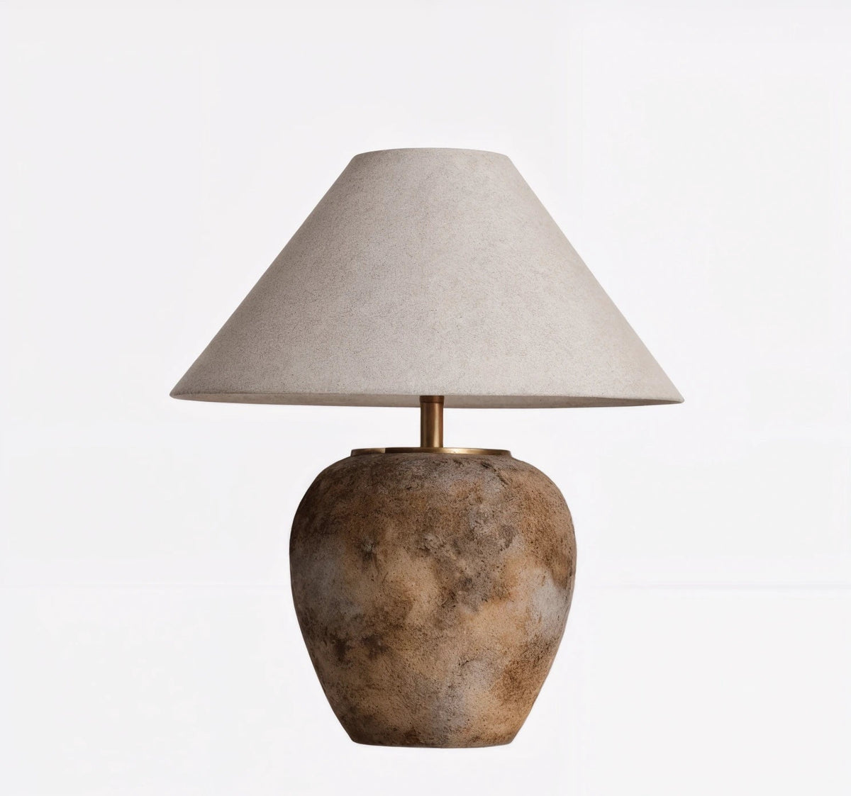 Elegant Elderly LED-pöytävalaisin — pyöreä siluetti, lämmin hehku, minimalistinen profiili