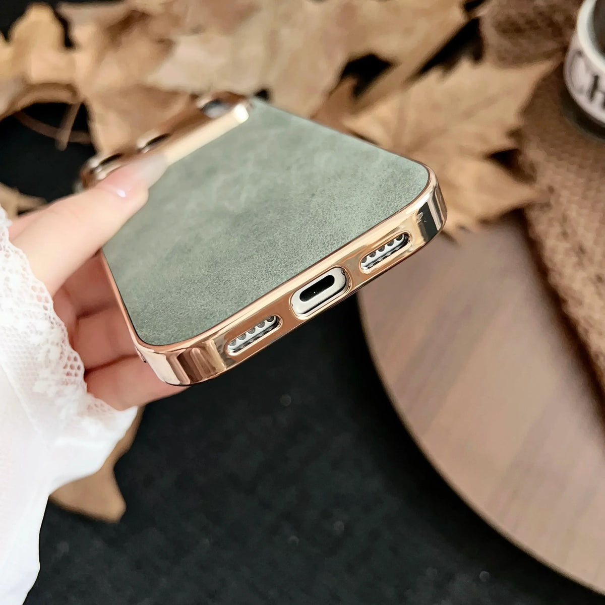 حافظة واقية لسلسلة iPhone 13-17 — إطار معدني وظهر بملمس مميز
