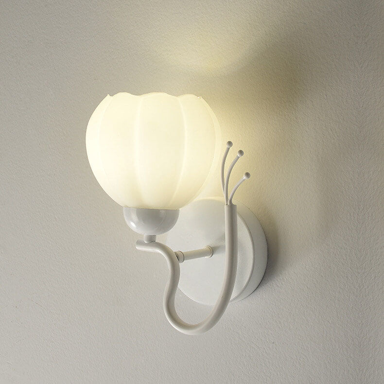 Belleverre Französische Blumen-Tassenwandleuchte Eisen Glas Schlafzimmer