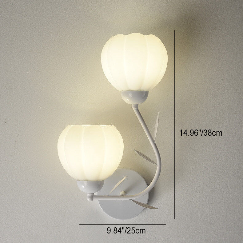 Belleverre Französische Blumen-Tassenwandleuchte Eisen Glas Schlafzimmer