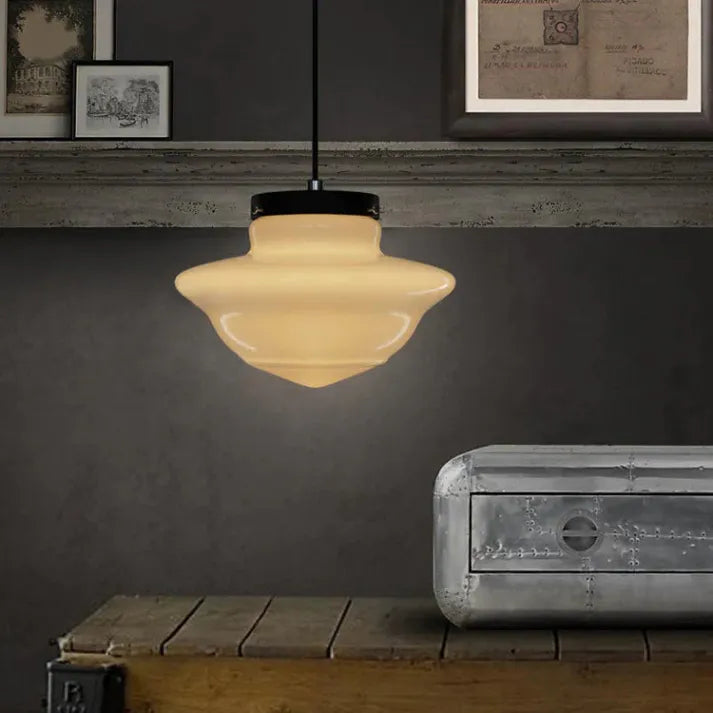 Aurora vintage-tyylinen lasiriippuvalaisin keittiösaarekkeelle