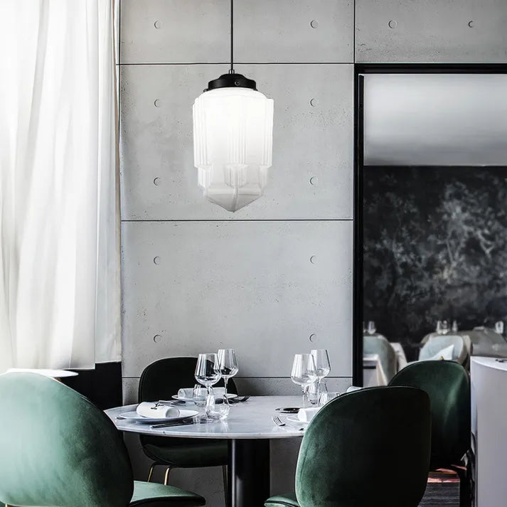 Aurora vintage-tyylinen lasiriippuvalaisin keittiösaarekkeelle