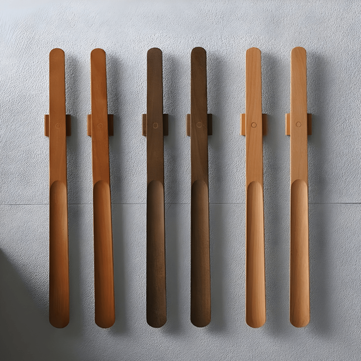 Extra-long wooden shoe horn with ergonomic handle and magnetic storage for effortless, upright shoe wearing comfort - Euroselle