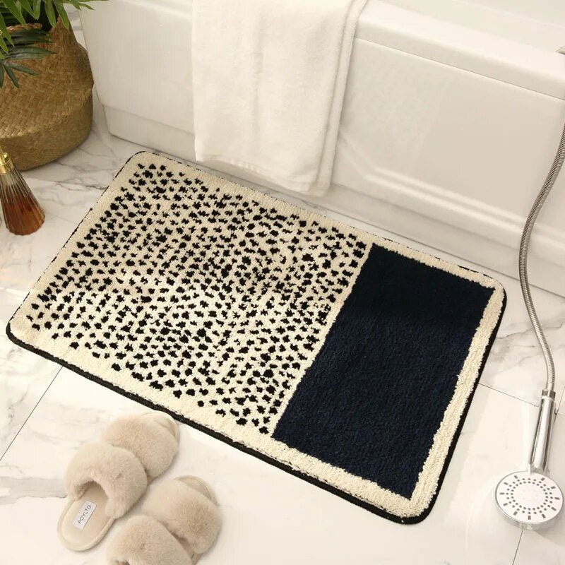 Tapis de bain artisanal NovaLoom — motif abstrait et adhérence antidérapante