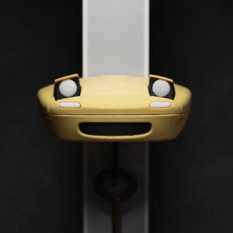 RetroBeam Wall-Mounted Car Headlight Key Organizer - Classic Shell Design