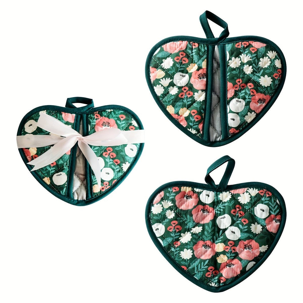 FloraGuard Heart Shaped Pot Holders — Vintage Floral Pattern, Heat Resistant