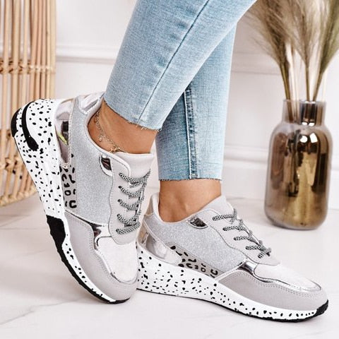 Zapatillas deportivas ligeras para mujer — Plantillas acolchadas, suela de goma antideslizante