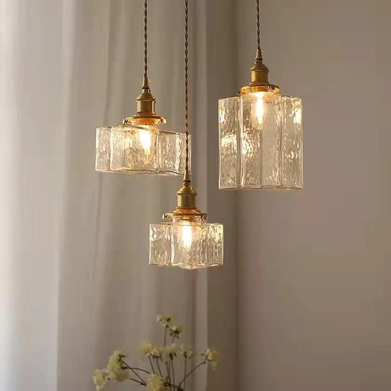 Suspension vintage en verre LumaAura pour décoration intérieure