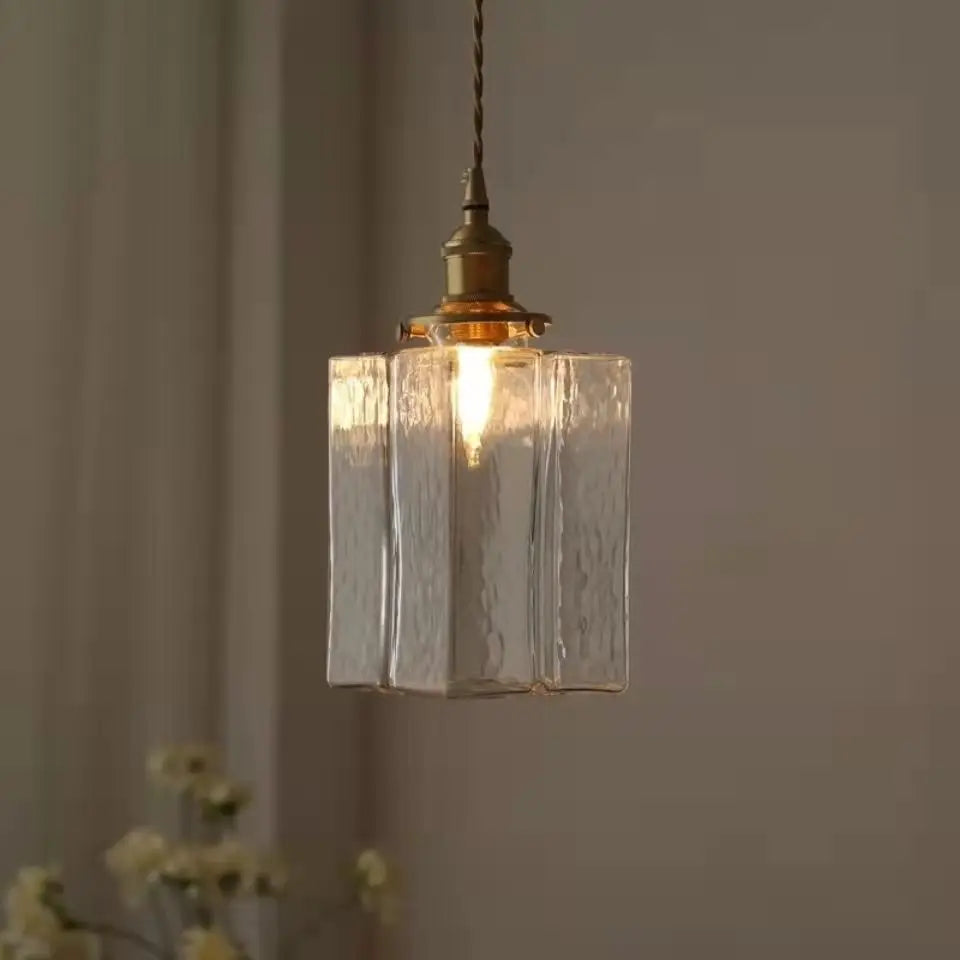Suspension vintage en verre LumaAura pour décoration intérieure