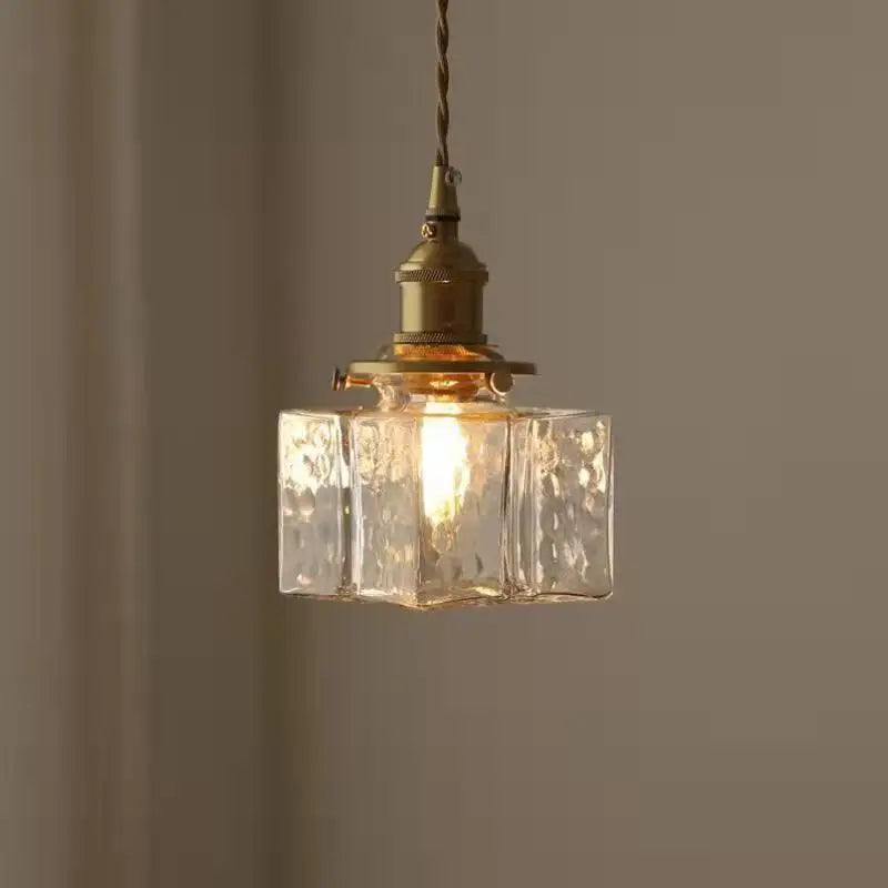 Suspension vintage en verre LumaAura pour décoration intérieure