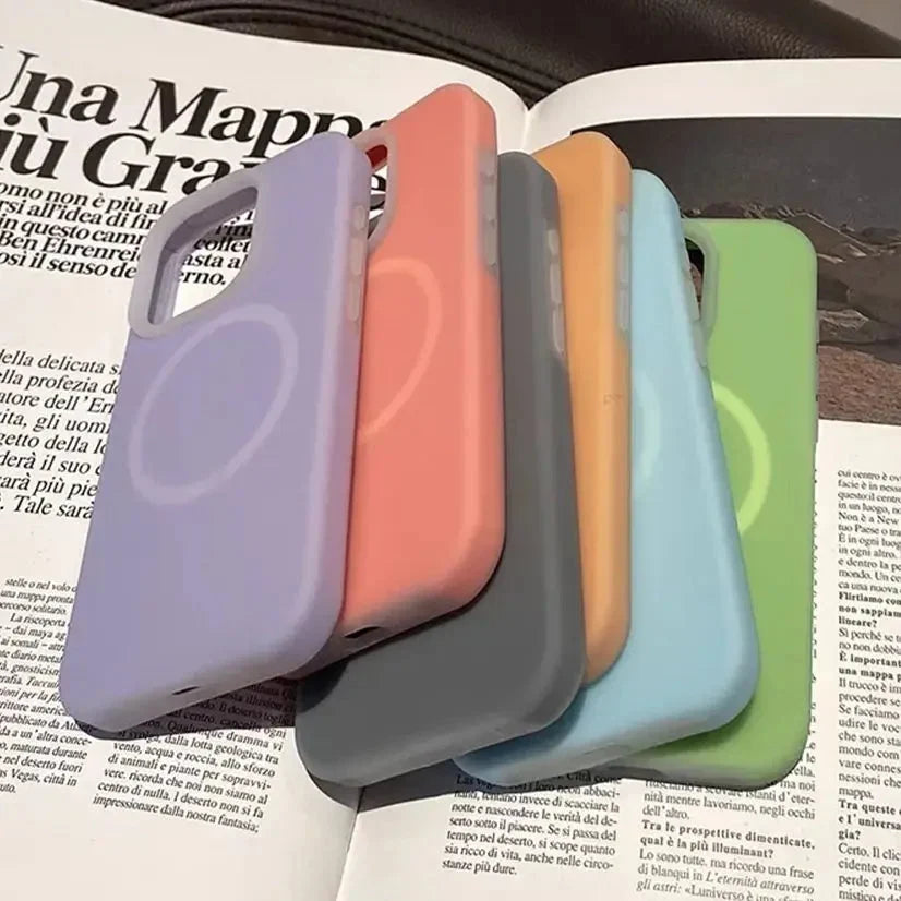 Silikonové pouzdro pro iPhone 15/16/17 Pro Max — stojánek s magnetickým kroužkem