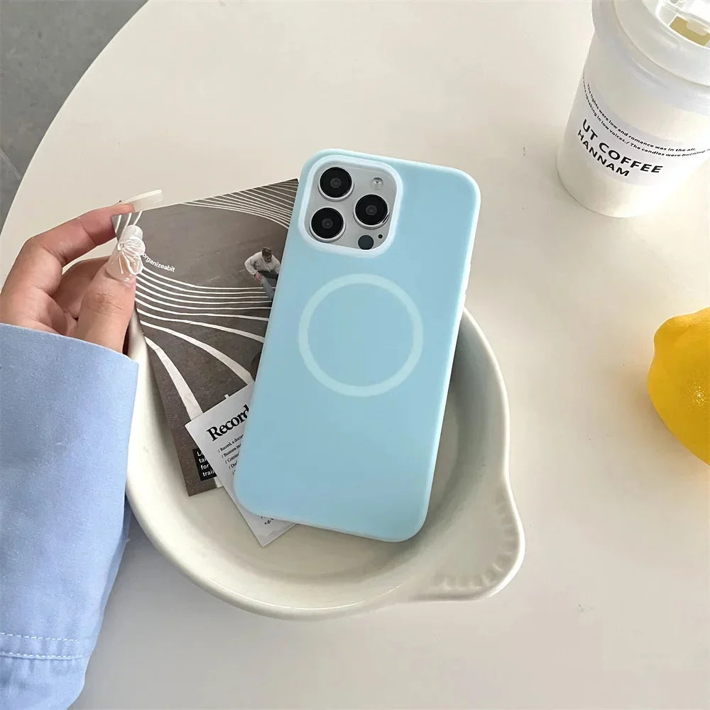Silikonové pouzdro pro iPhone 15/16/17 Pro Max — stojánek s magnetickým kroužkem