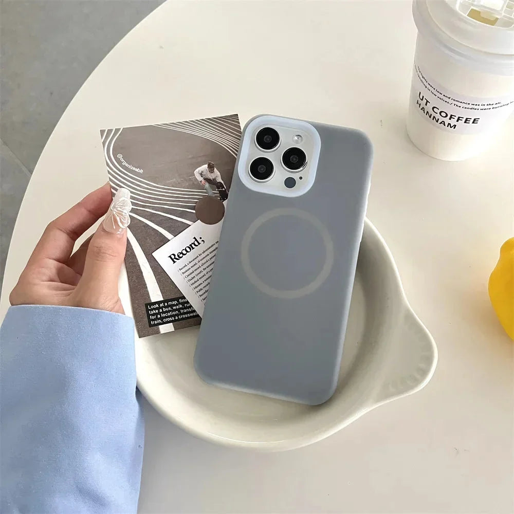 Silikonové pouzdro pro iPhone 15/16/17 Pro Max — stojánek s magnetickým kroužkem