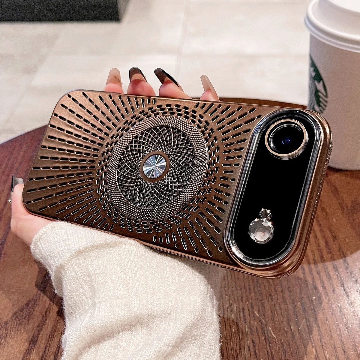 Pouzdro MagSafe pro iPhone 12–17 Pro Max — tvrzená ochrana fotoaparátu, chlazení