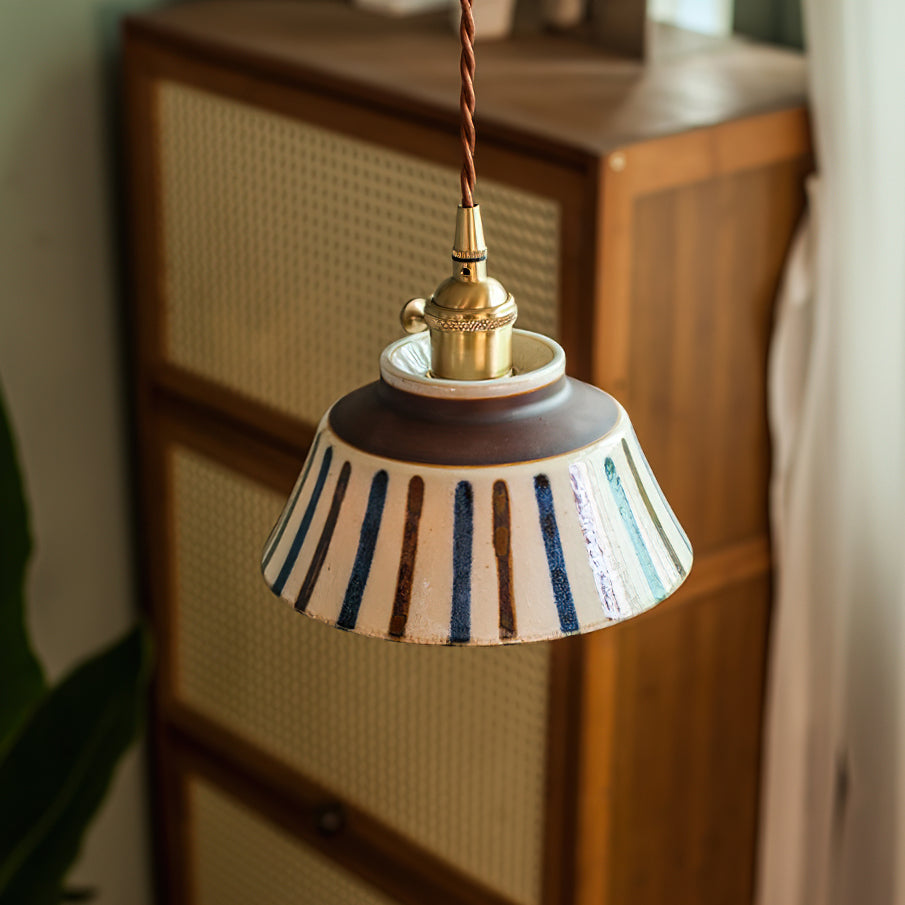 Ręcznie wykonana ceramiczna lampa wisząca — regulowany kwiatowy klosz o szerokości 7 cali